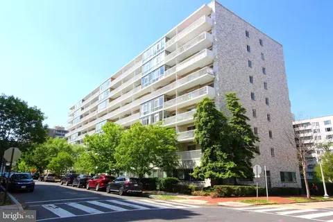 730 24th NW #308, Washington, DC 20037