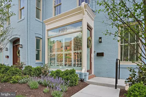 1235 W Street St NW #B2, Washington, DC 20009