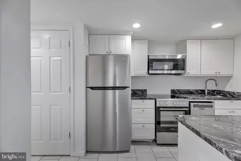 Kitchen - 424 19th St NE, Washington, DC 20002 photo 3 of 7