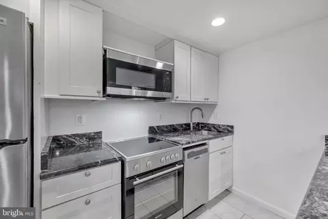 Kitchen - 424 19th St NE, Washington, DC 20002 photo 4 of 7