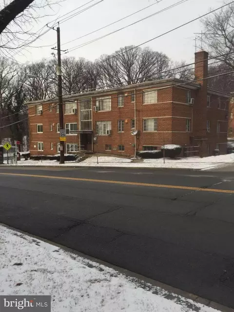 2400 Good Hope Rd SE #102, Washington, DC 20020