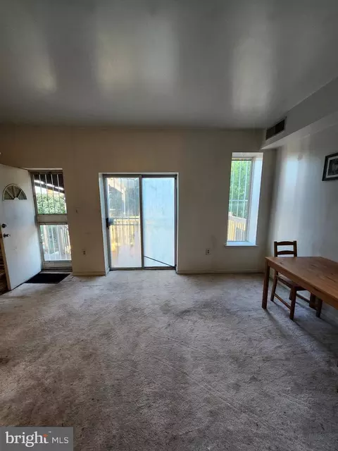 512 U St NW #8, Washington, DC 20001