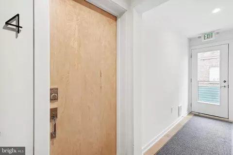 Entry Way - 2216 40th Pl NW #4, Washington, DC 20007 photo 2 of 2