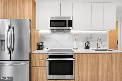 Kitchen - 2216 40th Pl NW #4, Washington, DC 20007 photo 1 of 2