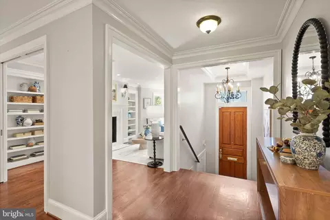 Entry Way - 324 E Street NE, Washington, DC 20002 photo 2 of 2