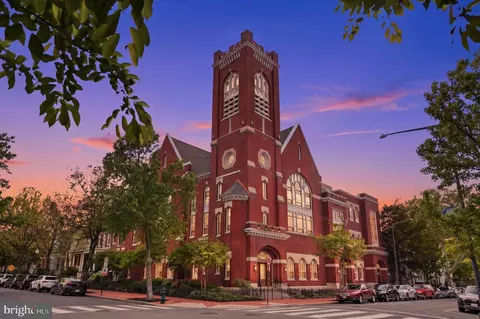 819 D St NE #4, Washington, DC 20002