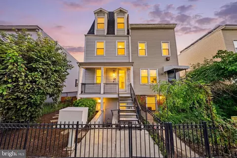 1227 Morse St NE #2, Washington, DC 20002