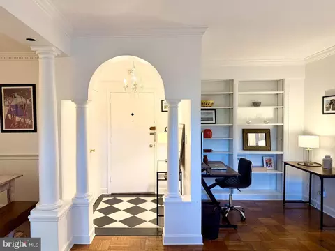 2500 Q St NW #307, Washington, DC 20007