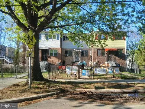 5814 Clay St NE, Washington, DC 20019