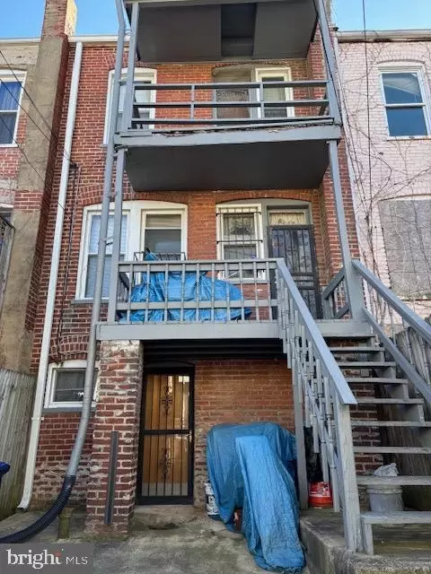 Exterior - 1334 Corbin Pl NE, Washington, DC 20002 photo 4 of 4