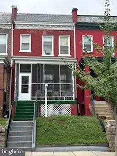 Exterior - 1334 Corbin Pl NE, Washington, DC 20002 photo 3 of 4