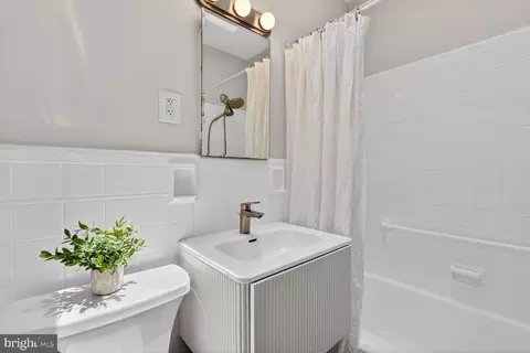 4413 Q St NW, Washington, DC 20007 photo 15