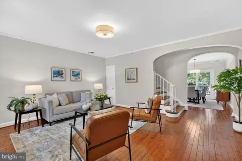 4413 Q St NW, Washington, DC 20007 photo 2