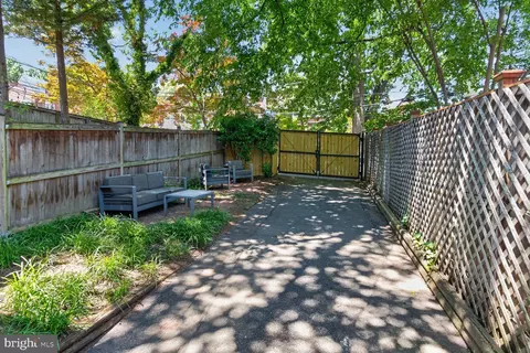4413 Q St NW, Washington, DC 20007 photo 19