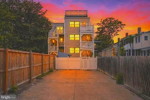 3223 Warder St NW # 4, Washington, DC 20010