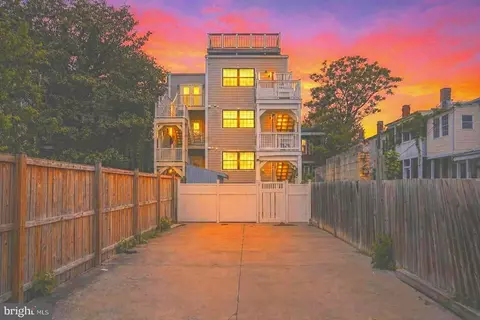 3223 Warder St NW # 4, Washington, DC 20010