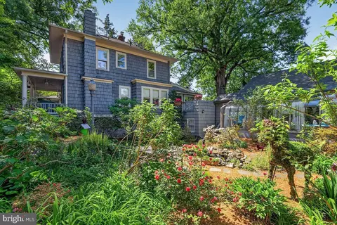 5420 Macarthur Blvd NW, Washington, DC 20016