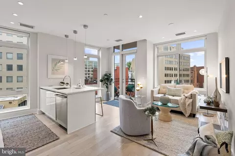 1745 N Street St NW #404, Washington, DC 20036