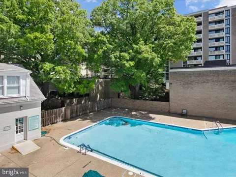 Exterior - 1245 4th St SW #E707, Washington, DC 20024 photo 6 of 8