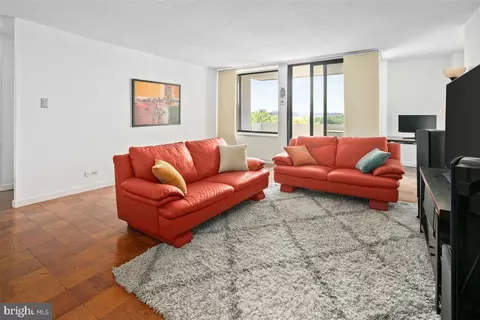 Living - 1245 4th St SW #E707, Washington, DC 20024 photo 4 of 5