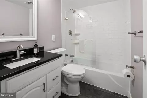 Bath - 1245 4th St SW #E707, Washington, DC 20024 photo 1 of 2