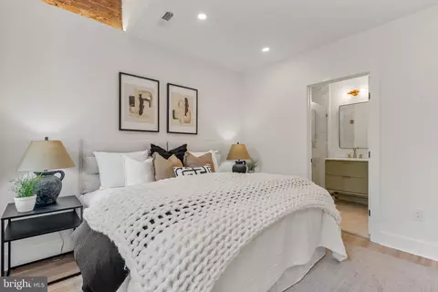 Bedroom - 4308 4th St NW, Washington, DC 20011 photo 3 of 8