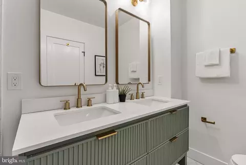 Bath - 4308 4th St NW, Washington, DC 20011 photo 1 of 6