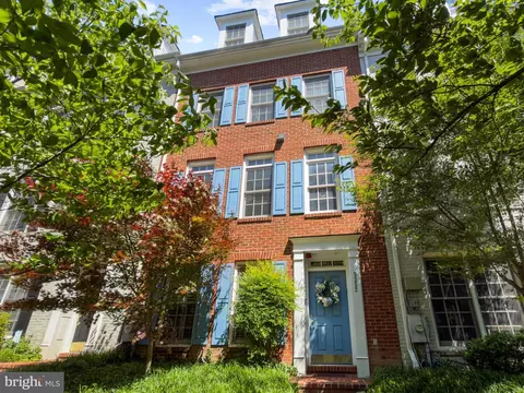 5352 43rd St NW, Washington, DC 20015