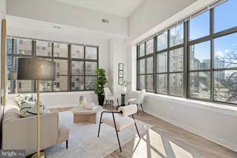 460 New York Ave NW #304, Washington, DC 20001