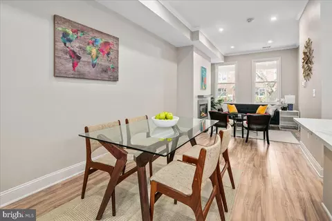 Dining - 325 14th Pl NE, Washington, DC 20002 photo 3 of 4