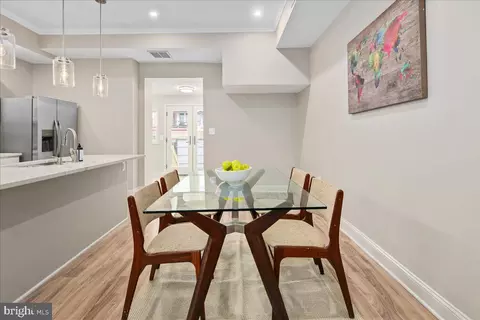 Dining - 325 14th Pl NE, Washington, DC 20002 photo 2 of 4