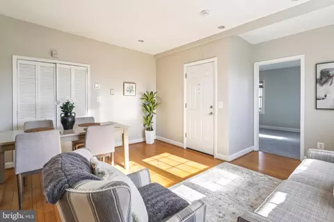 5501 8th St NW #4, Washington, DC 20011