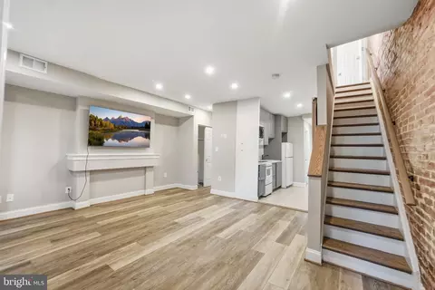 Entry Way - 706 12th St NE, Washington, DC 20002 photo 5 of 5