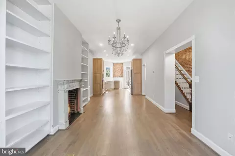 Living - 706 12th St NE, Washington, DC 20002 photo 5 of 8