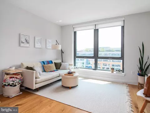 1211 Van St SE #1110, Washington, DC 20003