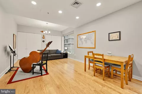 Living - 675 E St NW #350, Washington, DC 20004 photo 2 of 5