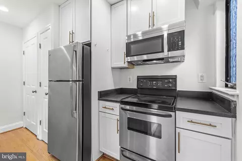 Kitchen - 1701 16th St NW #321, Washington, DC 20009 photo 2 of 3