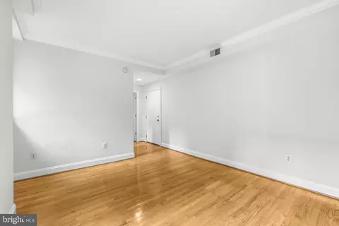Living - 1701 16th St NW #321, Washington, DC 20009 photo 2 of 7