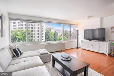 1330 New Hampshire Ave NW #513, Washington, DC 20036