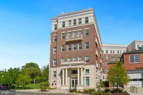 6803 Cameron Dr NW #314, Washington, DC 20012