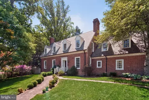 1810 Plymouth St NW, Washington, DC 20012