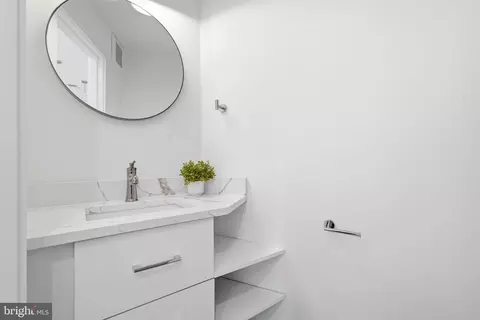 Bath - 1850 Capitol Ave NE #2, Washington, DC 20002 photo 1 of 5