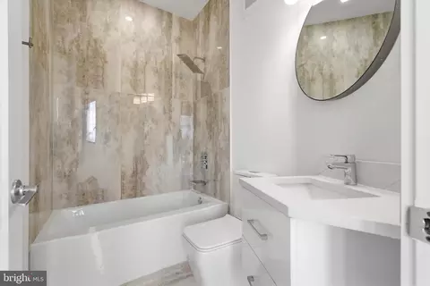Bath - 1850 Capitol Ave NE #2, Washington, DC 20002 photo 3 of 5