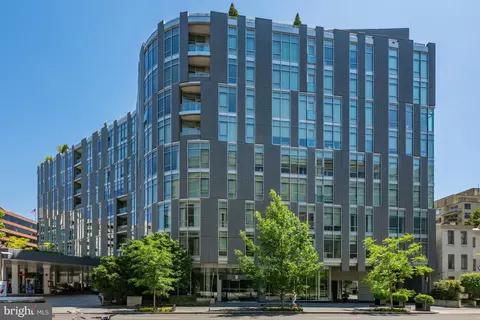 1177 22nd St NW #2E, Washington, DC 20037