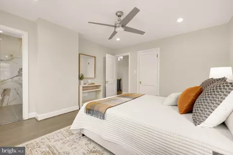 Bedroom - 325 Oglethorpe St NW, Washington, DC 20011 photo 3 of 7