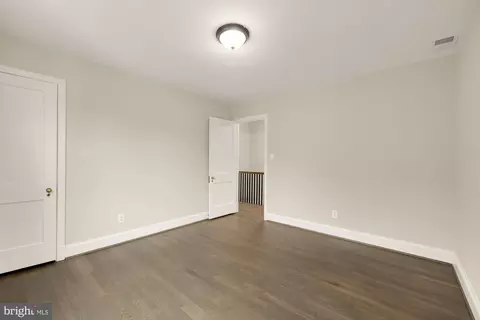 Bedroom - 325 Oglethorpe St NW, Washington, DC 20011 photo 5 of 7