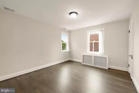Bedroom - 325 Oglethorpe St NW, Washington, DC 20011 photo 4 of 7