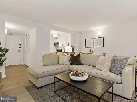 1718 P St NW #T3, Washington, DC 20036