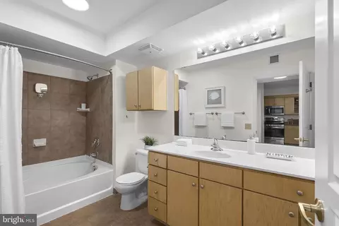 631 D St NW #1129, Washington, DC 20004 photo 15