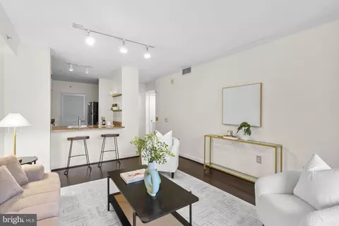631 D St NW #1129, Washington, DC 20004 photo 5